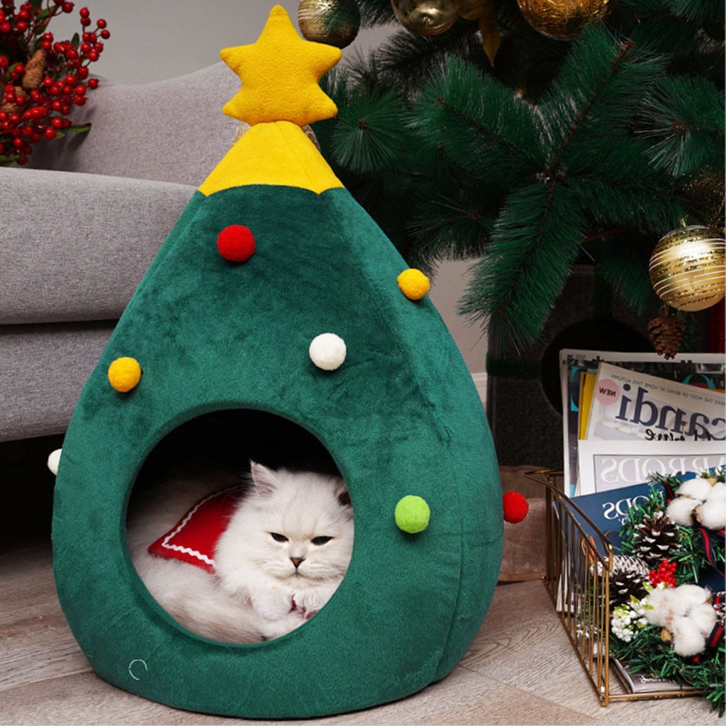 Lit pour chat confortable et chaud en forme d'arbre de Noël